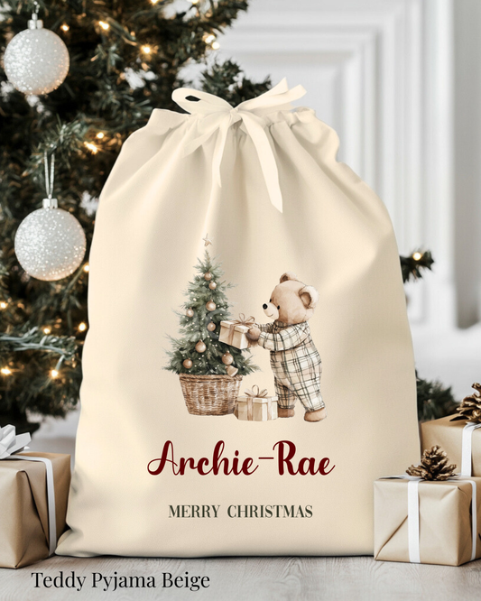Kerstzak Teddy Pyjama Beige| Gepersonaliseerd